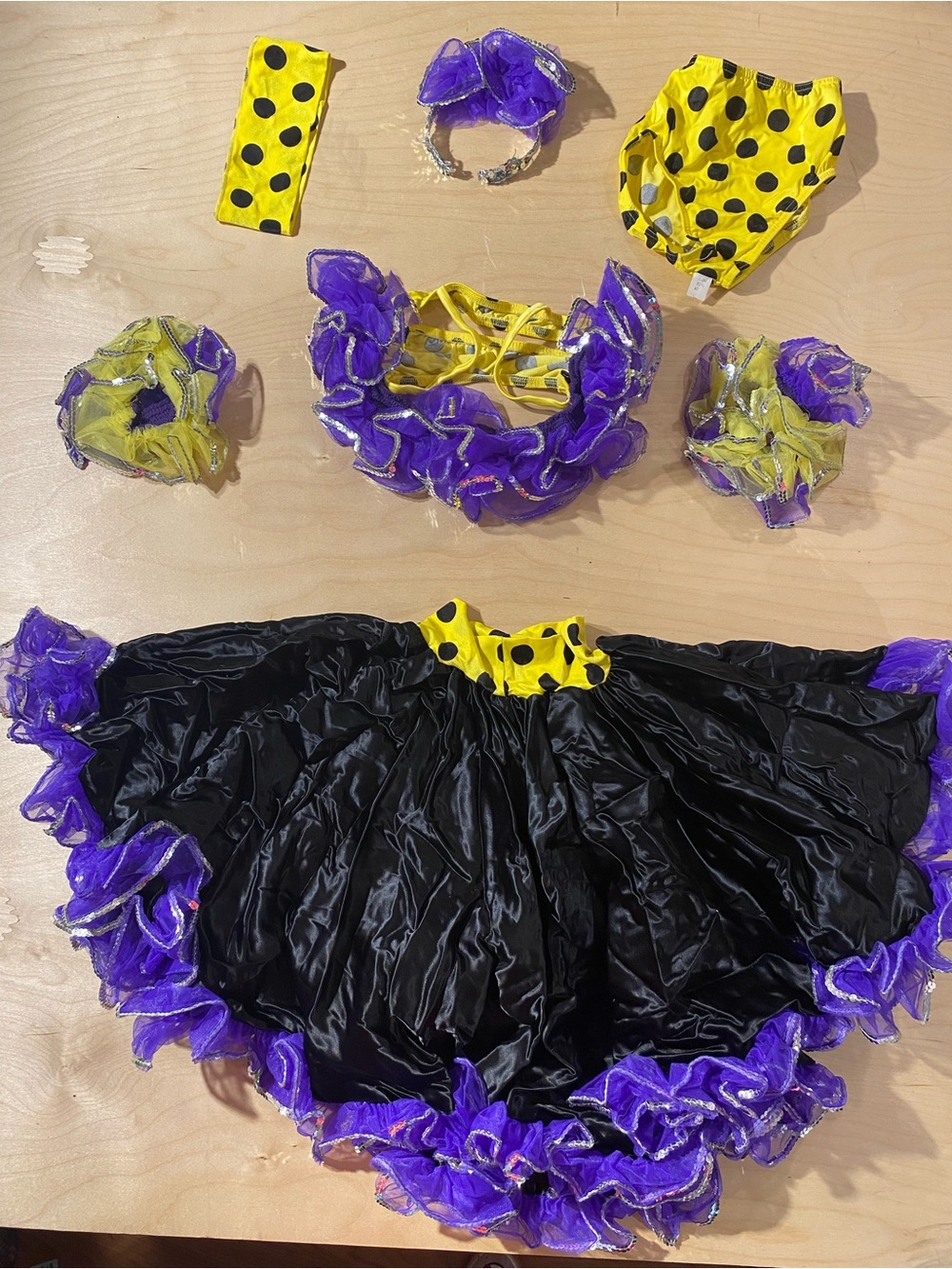 Fina Kids Black & Yellow Polka Dot Costume Dress with Purple Trim MC (RX)